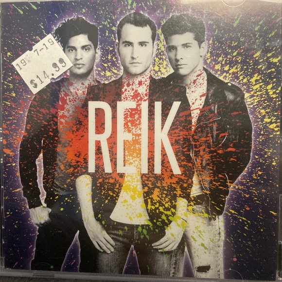Peligro Album - Picture 1 of 4